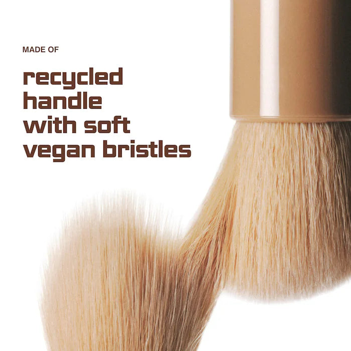 Pocket Brush Double-Ended Makeup Brush